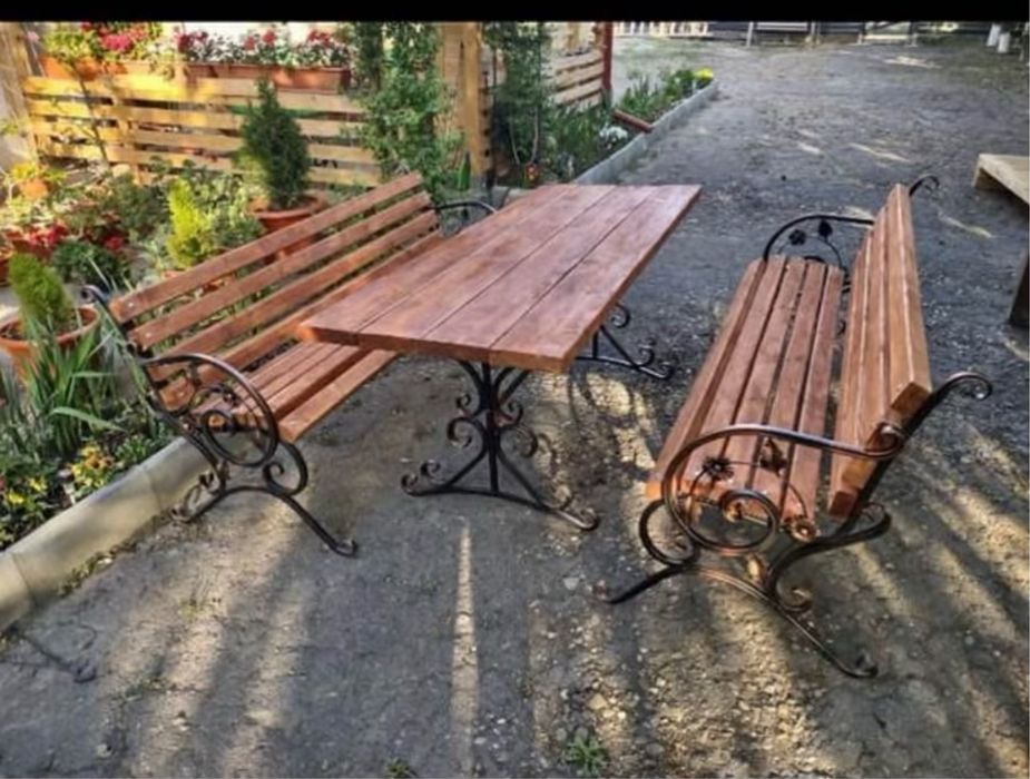 De vanzare banci seturi masa cu banci