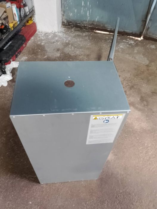 Vând afumătoare nouă, nefolosită