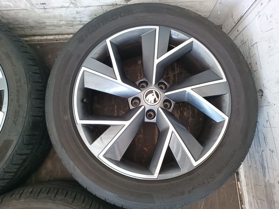 Skoda Karoq, Kodiaq 235/50/19