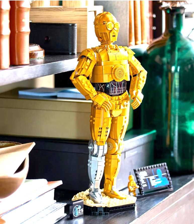 LEGO® Star Wars C-3PO™ (75398) – 1138 piese – asamblat