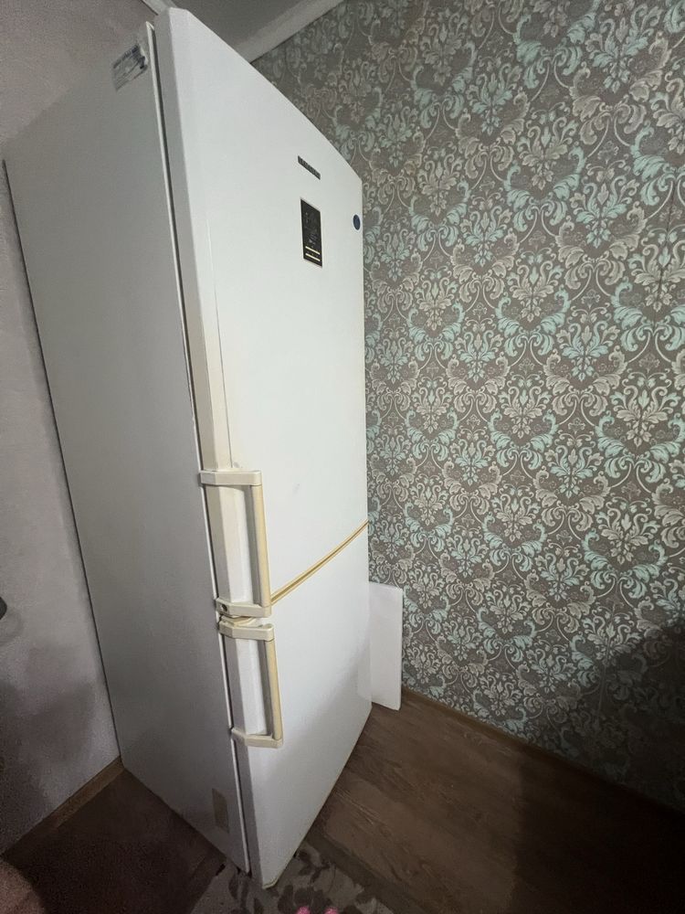 отличный холодильник!Рабочий!