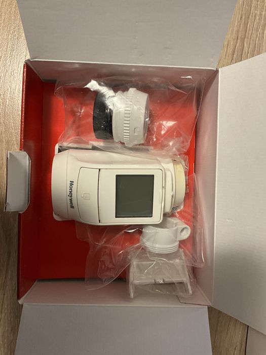 Honeywell Home Evohome inteligent, Wi-Fi, kit control 6 radiatoare