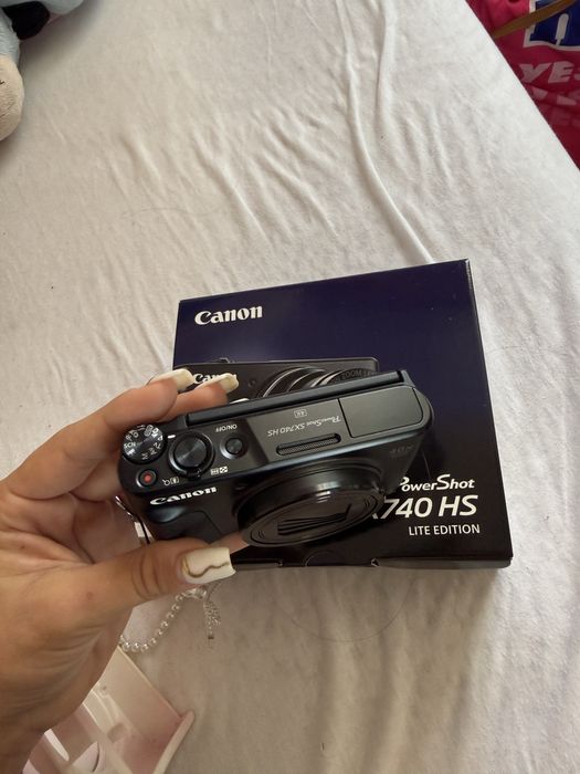 Canon SX740hs Powershot