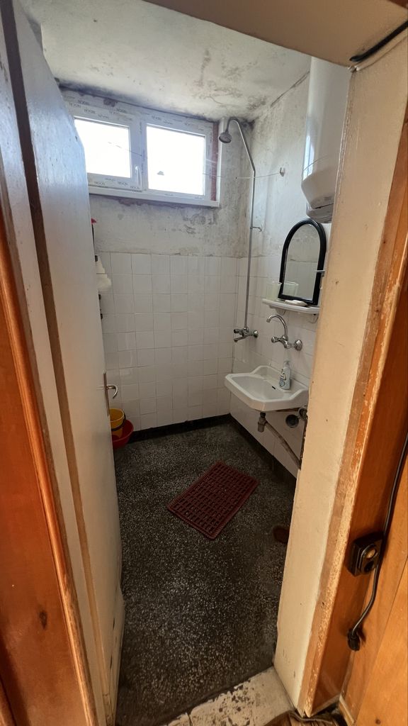 Продава се Многостаен апартамент в Шумен, Център - 96 кв.м за 1275 €/кв.м - Снимка #20