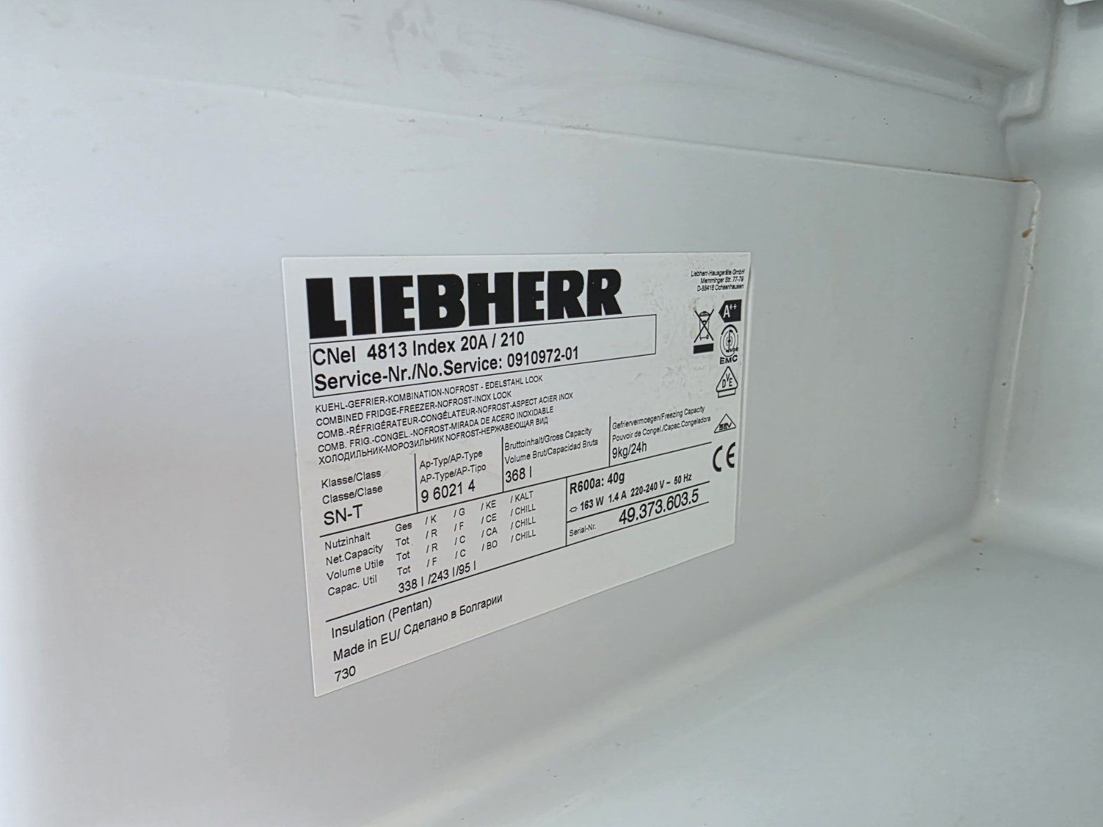 Хладилник с фризер LIEBHERR CNef 4813 NoFrost