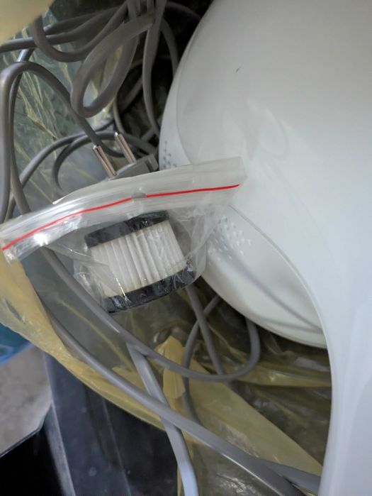 Ръчна прахосмукачка Deerma, CM800, против акари