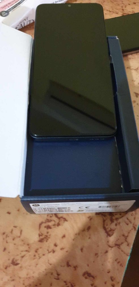 Motorola e22 la cutie