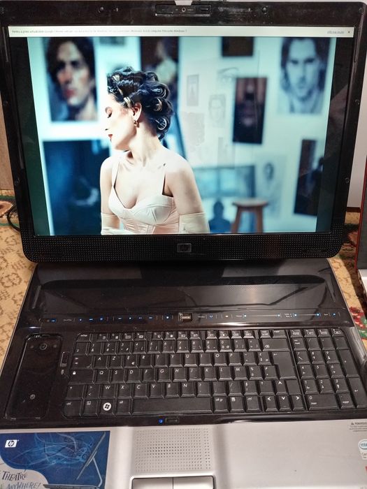 HP pavilion HDX 20 inci
