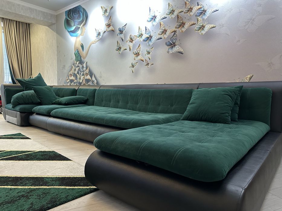 Продается модульный  диван 5м