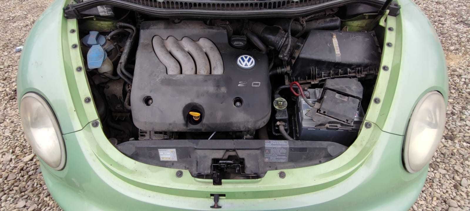 Dezmembrez Volkswagen New Beetle Motor 2.0i cod motor AQY