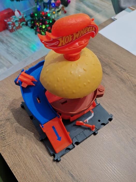 Писта Hot Wheels City - Бургер ресторант