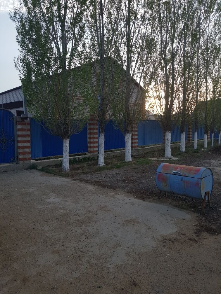Жер үй сатылады.