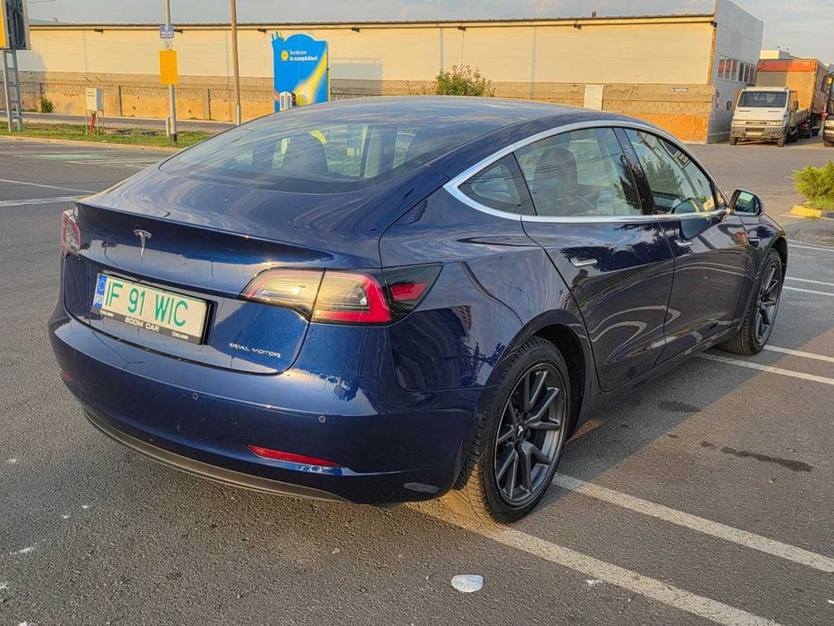 Flota Bolt / Uber oferim Tesla model 3 SR+ chirie / ramanere