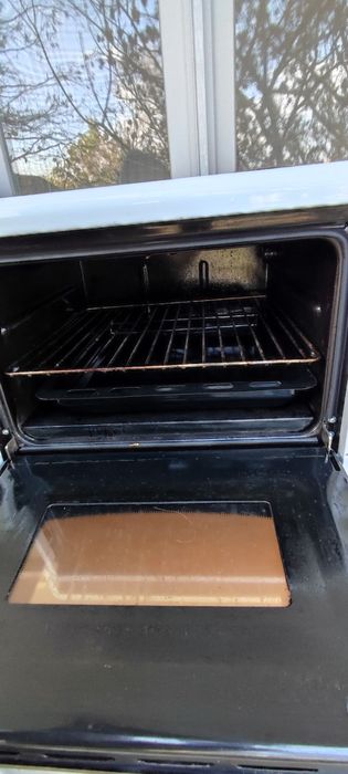 Продавам готварска печка Елдом