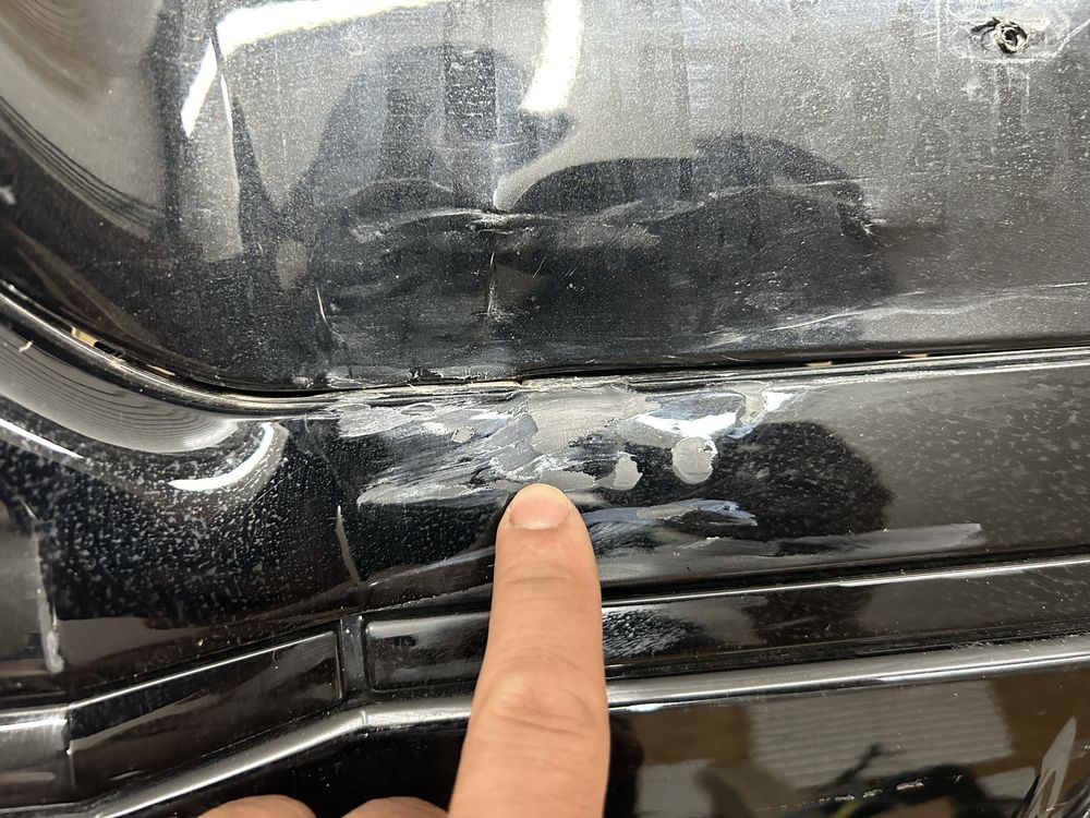 Bara spate bmw G70 seria 7 M paket 2023-2024