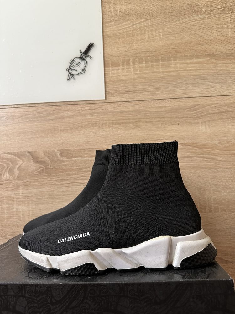 Balenciaga Speed 2.0 socks мъжки: jordan adidas retro vintage