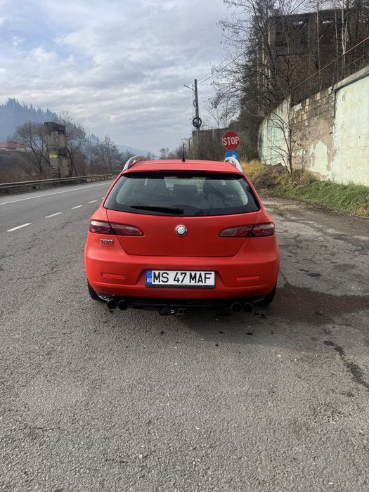 Alfa romeo 159, schimb cu autoturism/autotuilitara min6 loc + dif