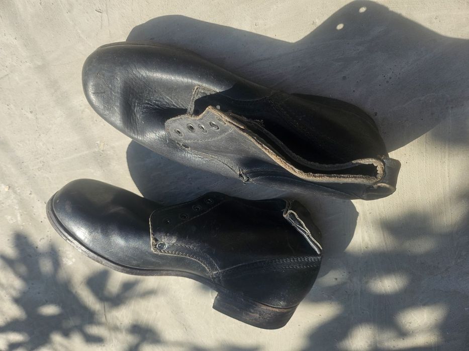 Войнишки ретро обувкии