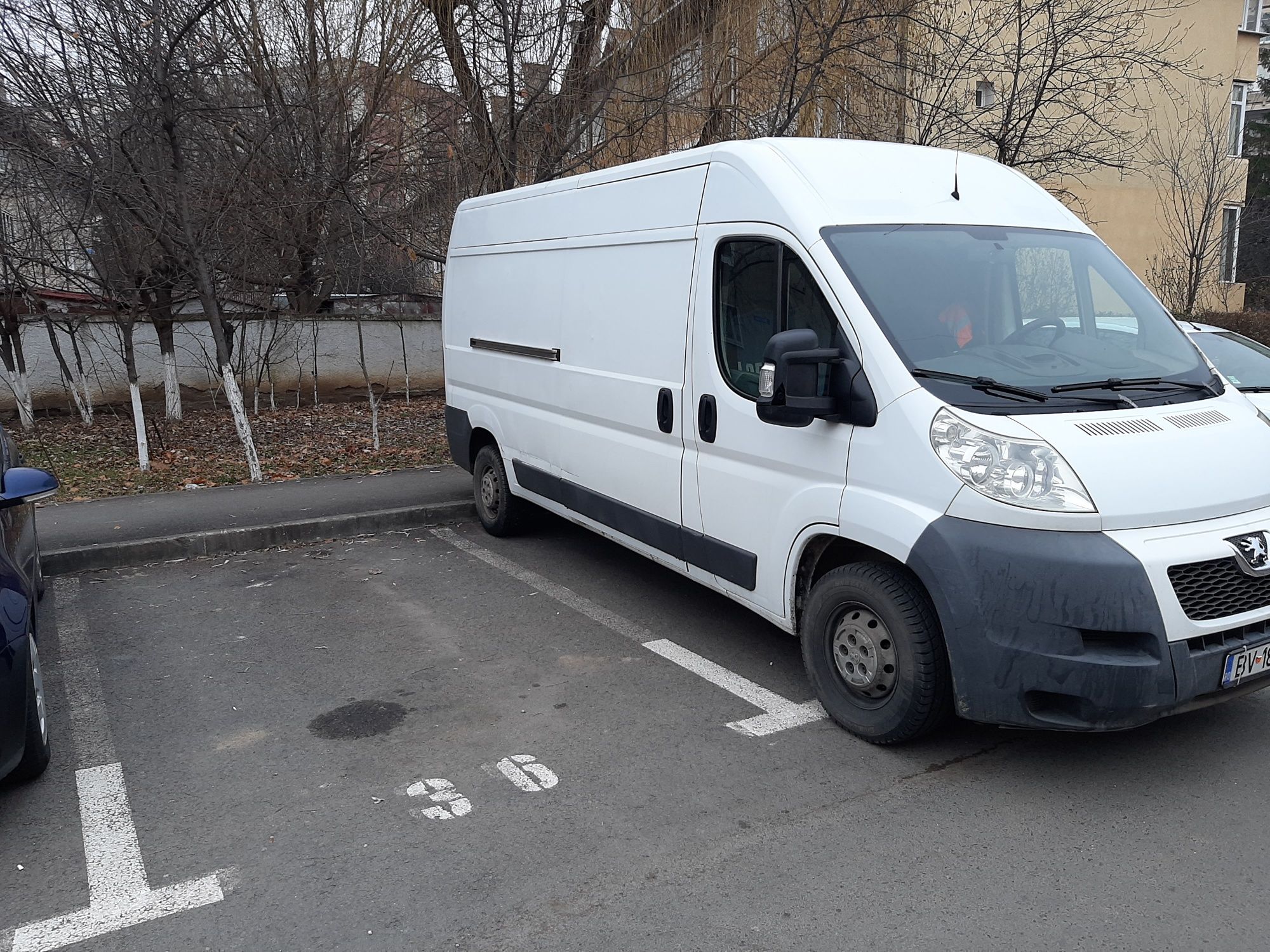 Servicii Transport Brasov si Tara Autoutilitara 3.5T