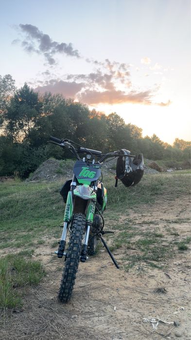 Vand jhr de 125 intr-o stare impecabila