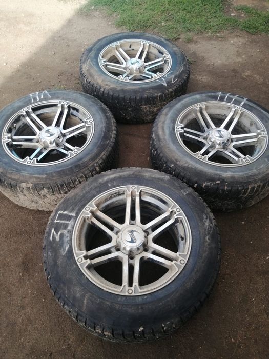 Продам диски с резиной