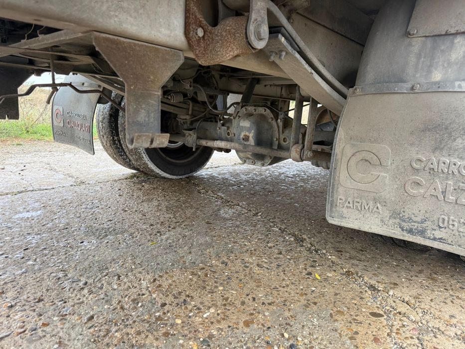 Dezmembrez Renault Mascott 2.8 110 cp motor cutie punte cabina pompa