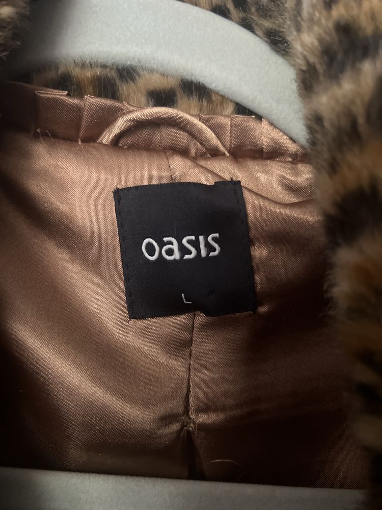 Актуално палто леопард Oasis размер  L