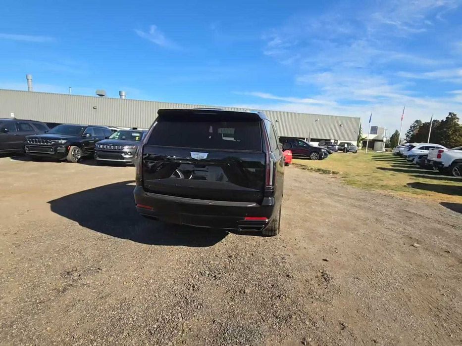 2025 Cadillac Escalade Sport