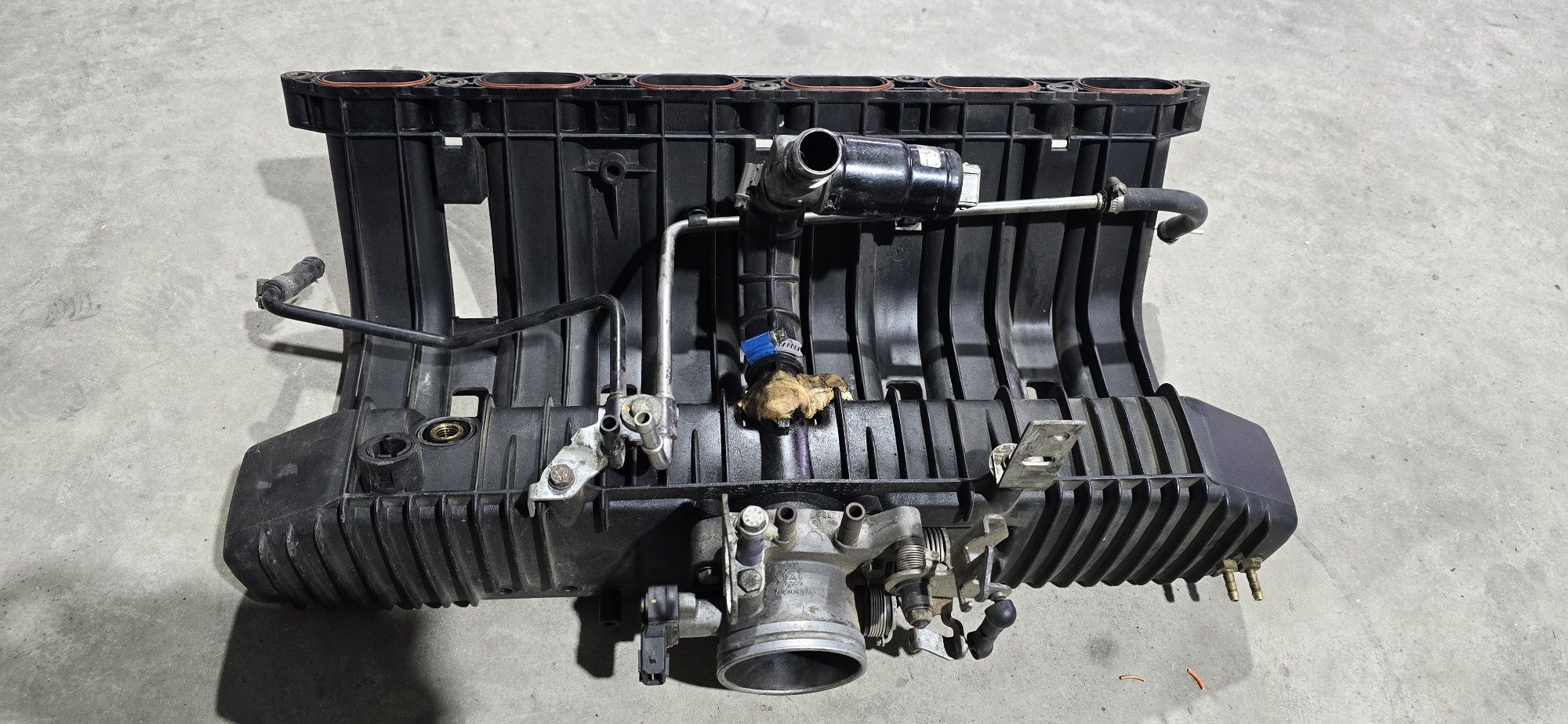 Admisie BMW M50B25 nv cu clapeta și regulator / 6 injectoare de 440cc