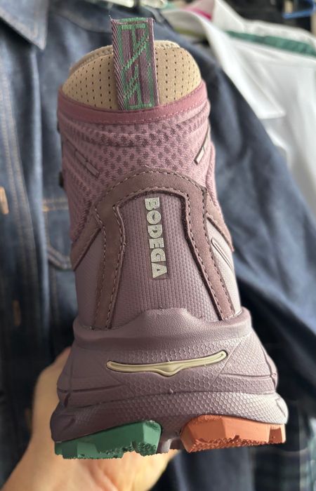 Hoka x Bodega 8US