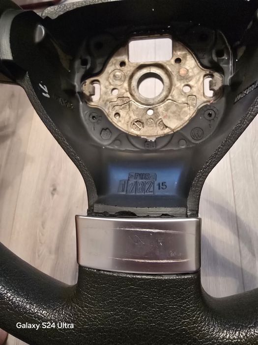 Volan Golf 5 + calculator + cablu airbag
