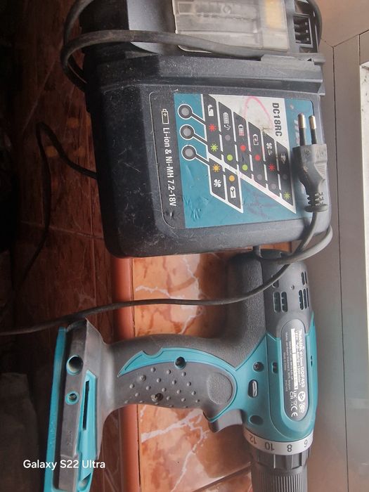 Autofiletanta si incarcator Makita fara acumulator perfect functionale