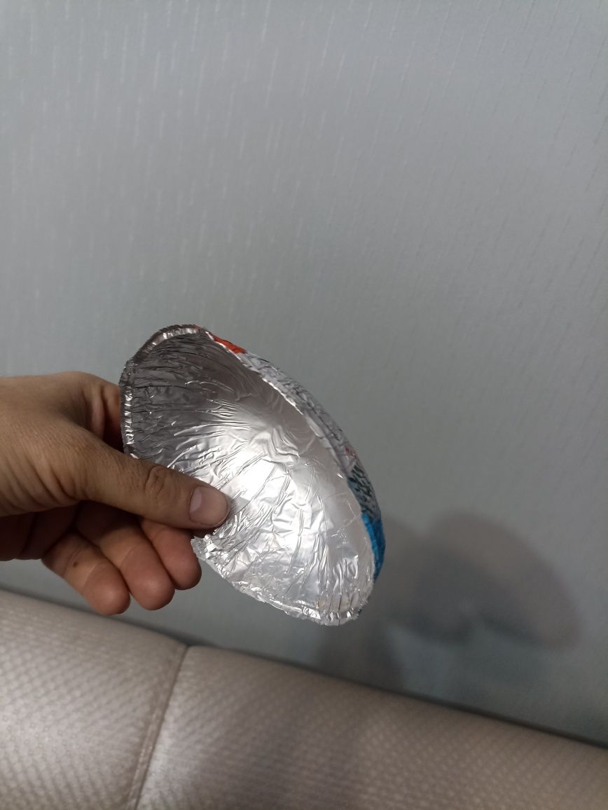 Шапка из фольги.