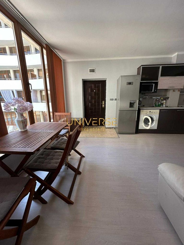 Продава се Тристаен апартамент в к.к. Слънчев бряг - 75 кв.м за 1067 €/кв.м - Снимка #4