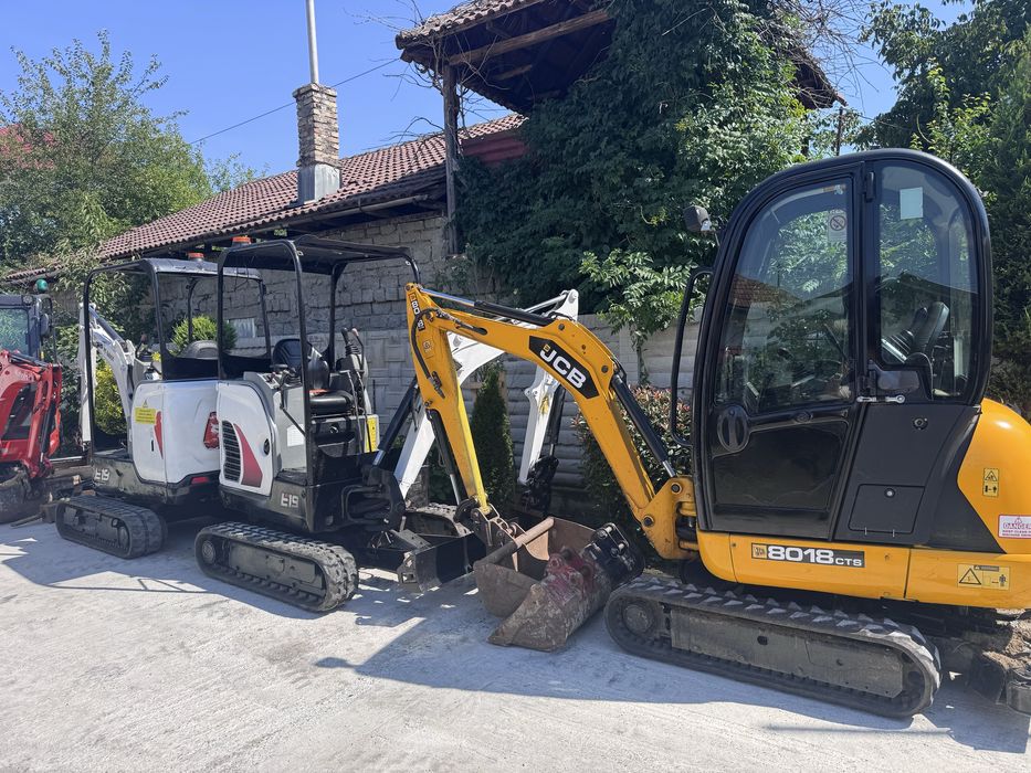 Excavatoare 4 la vanzare aduse recent din uk