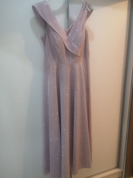 Официална рокля за повод