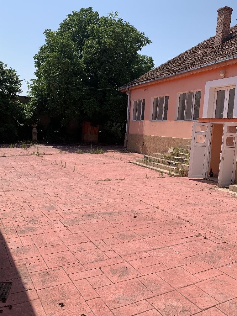 Vând casă conac în Comuna Cricău, Alba