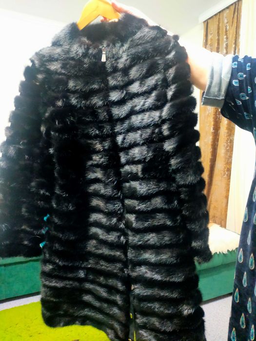 Продам норковую шубу с шапкой