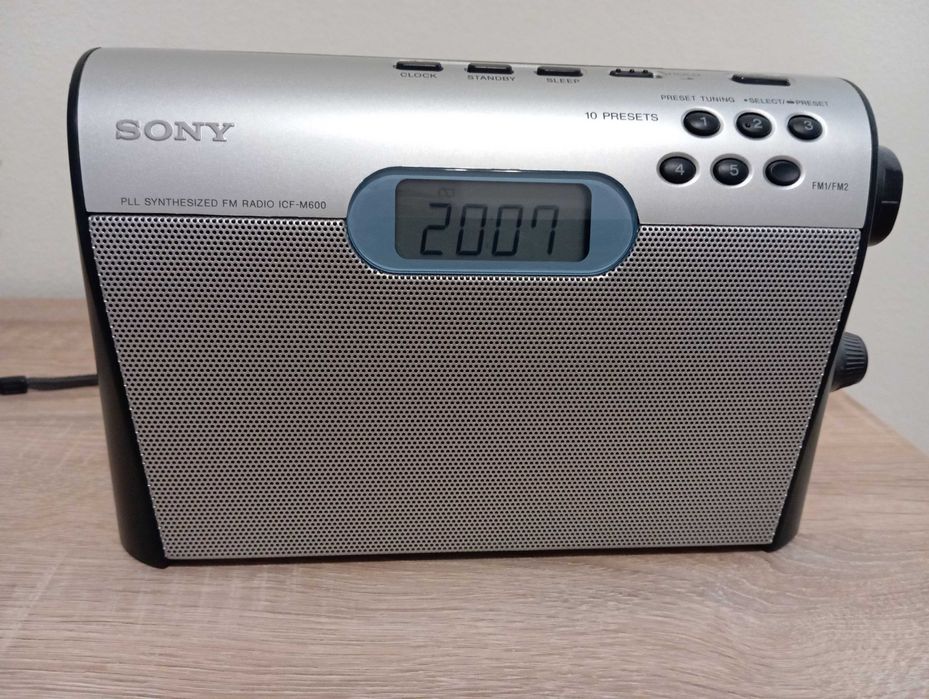 Sony - преносимо радио с цифов тунер