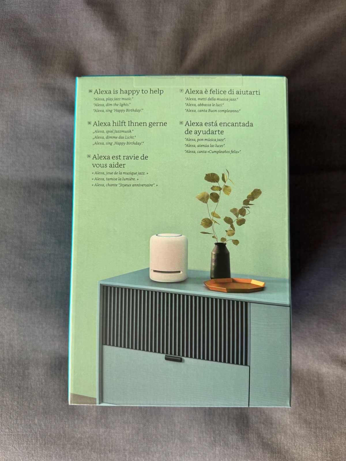 Boxa inteligenta Alexa Amazon Echo Studio, Alb
