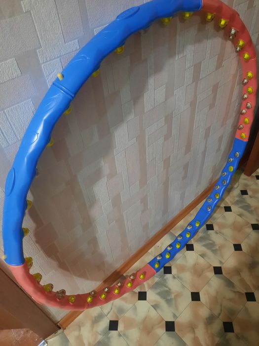 Продам разборный пластиковый обруч.ч