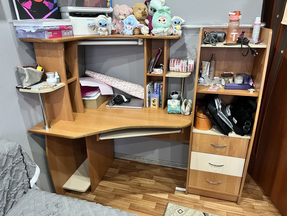 Компьютерный стол