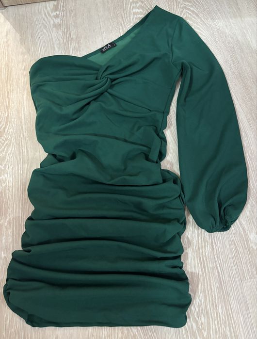 Ефектна дамска рокля