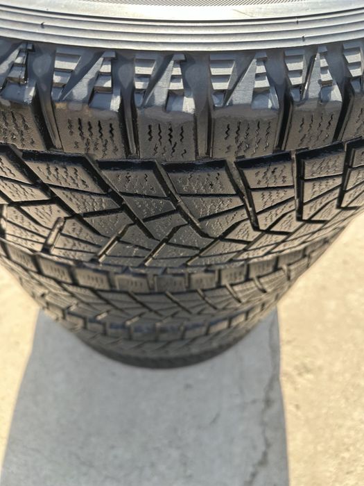 Продам шины в хорошим состаяние 265-65-R17