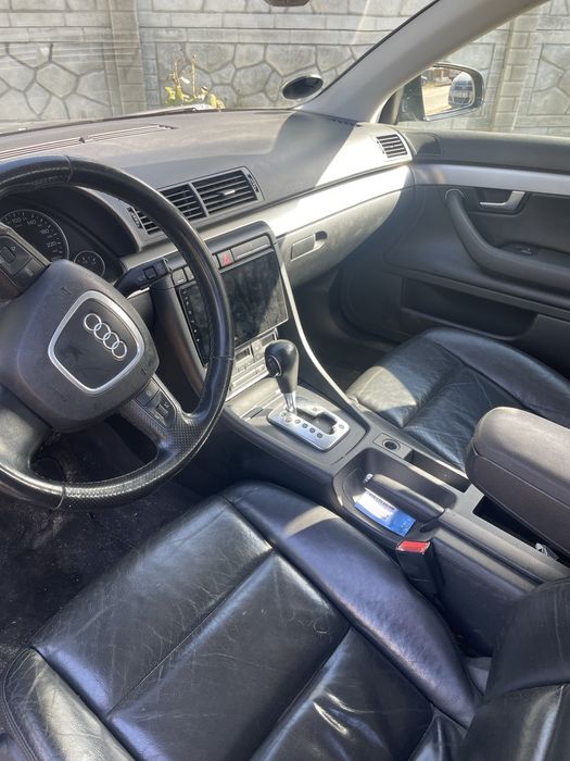 Vand sau schimb audi a4b7