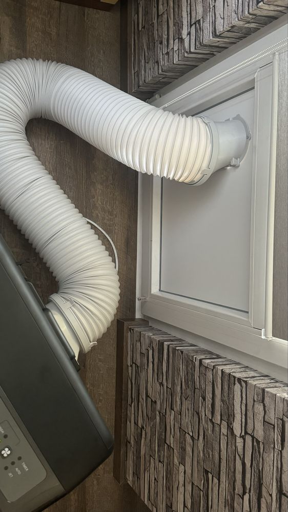 Мобилен климатик Whirlpool 12 BTU