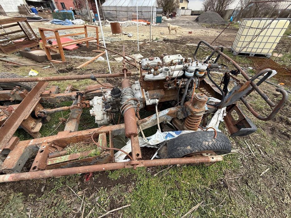 Caroserie motor ARO d 127 forat put prajini