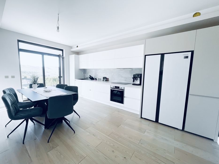 Casa modera+2100 mp teren.View spectaculos!