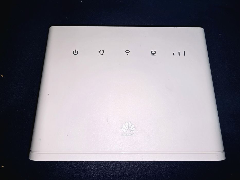 4G LTE Wi-Fi роутер Huawei B310s-925

Этот лёгкий роутер отл