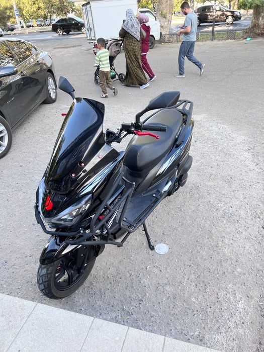 Tiger 150 kub skuter obmen bor Iphone 15 Pro dan tepasiga